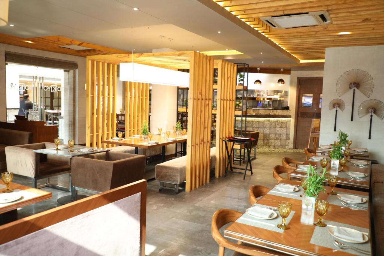 Ramada By Wyndham Jalandhar City Center Kültér fotó