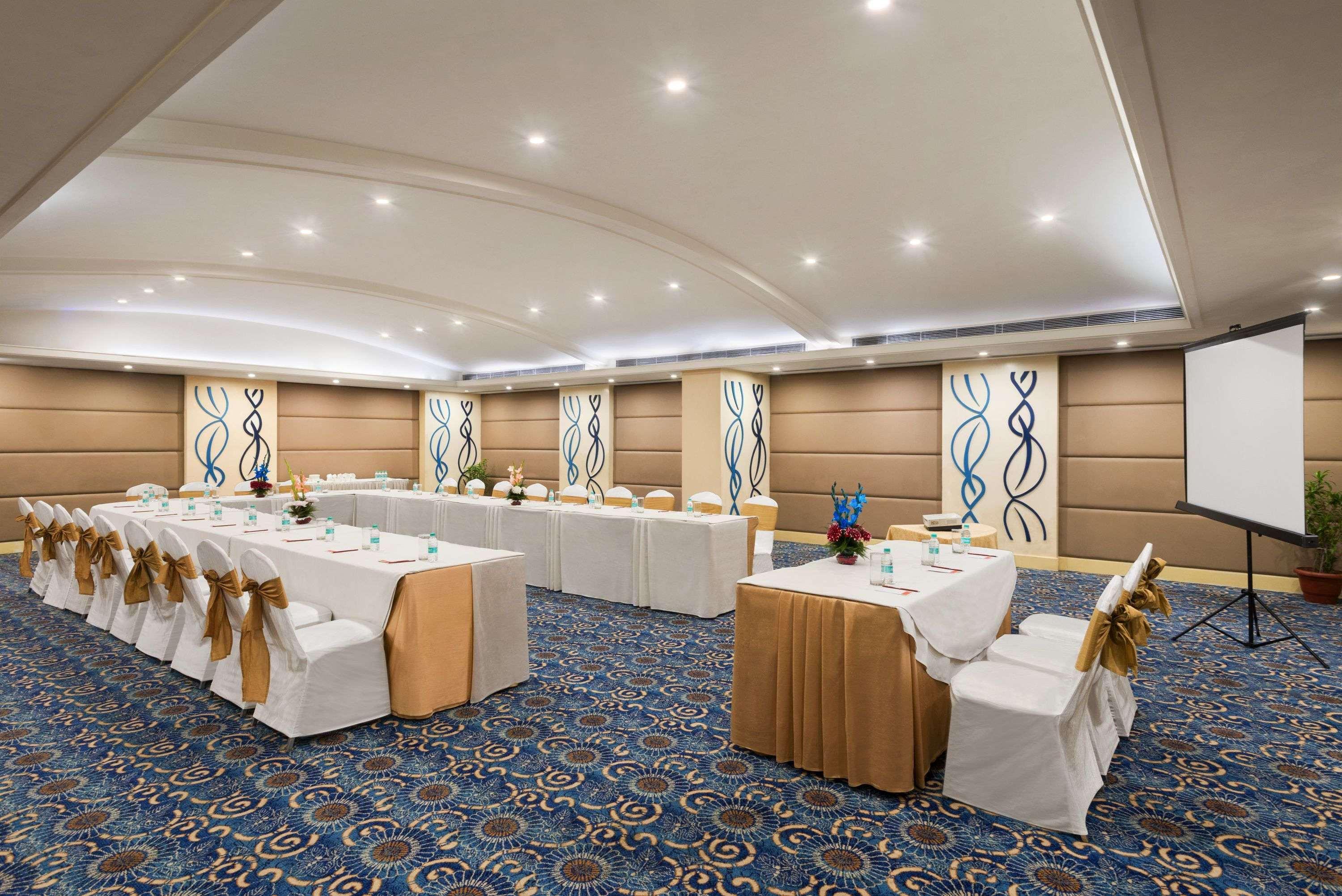 Ramada By Wyndham Jalandhar City Center Kültér fotó