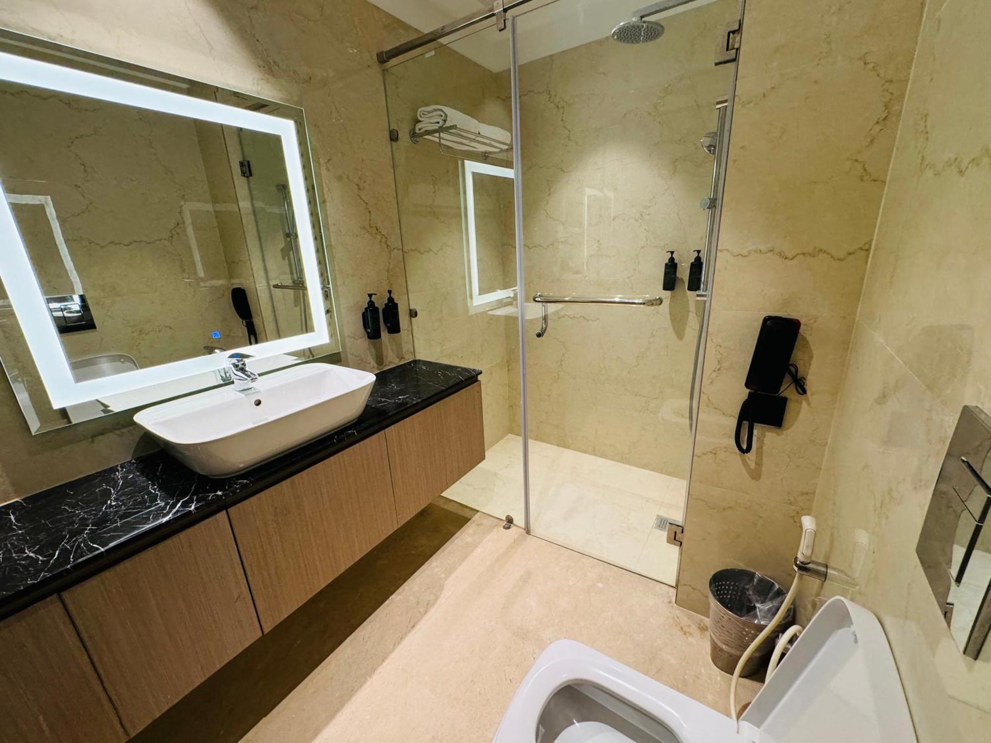 Ramada By Wyndham Jalandhar City Center Kültér fotó